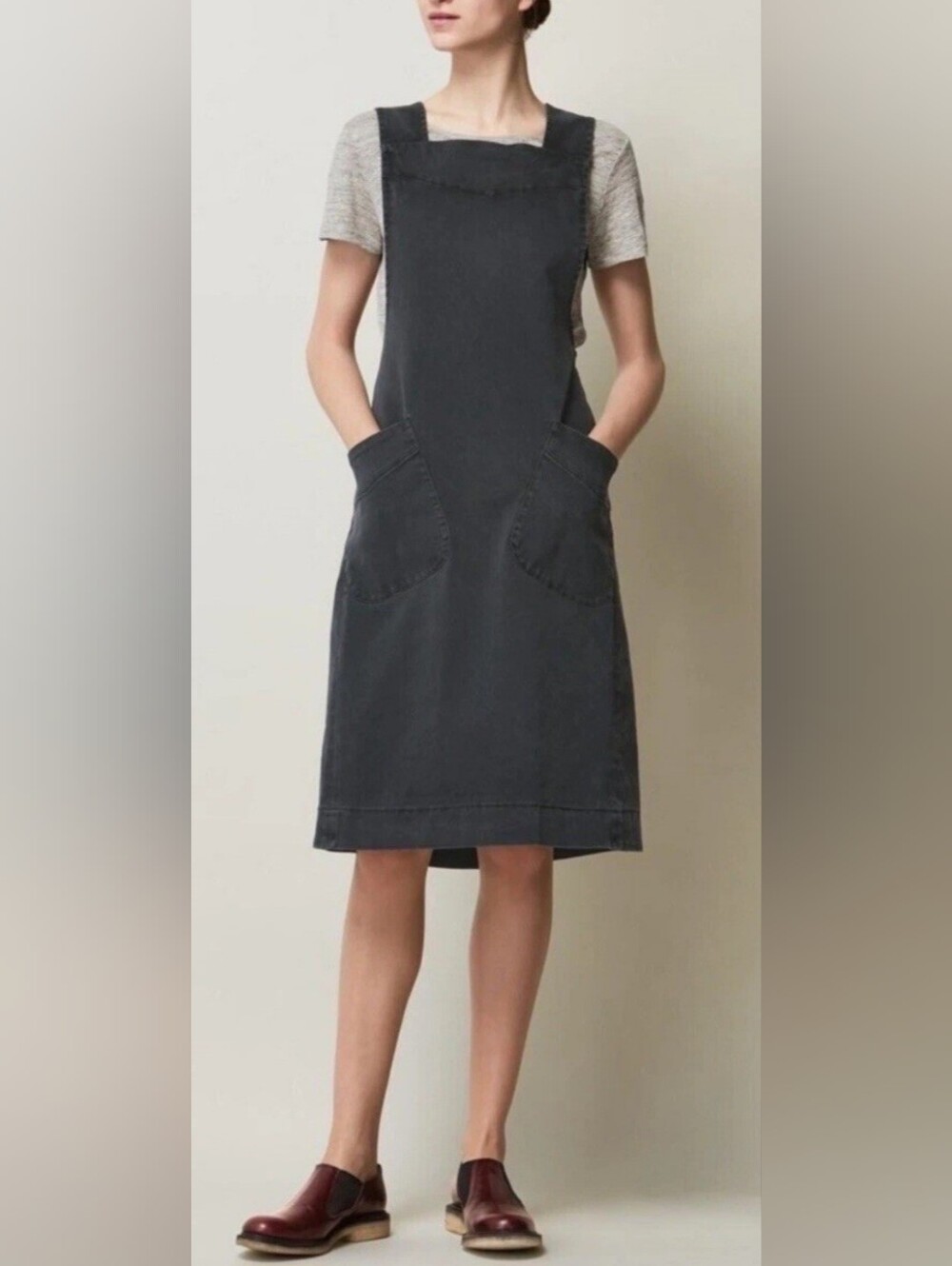 Toast Dark Gray Linen Pinafore Apron Dress. Sz. Medium.